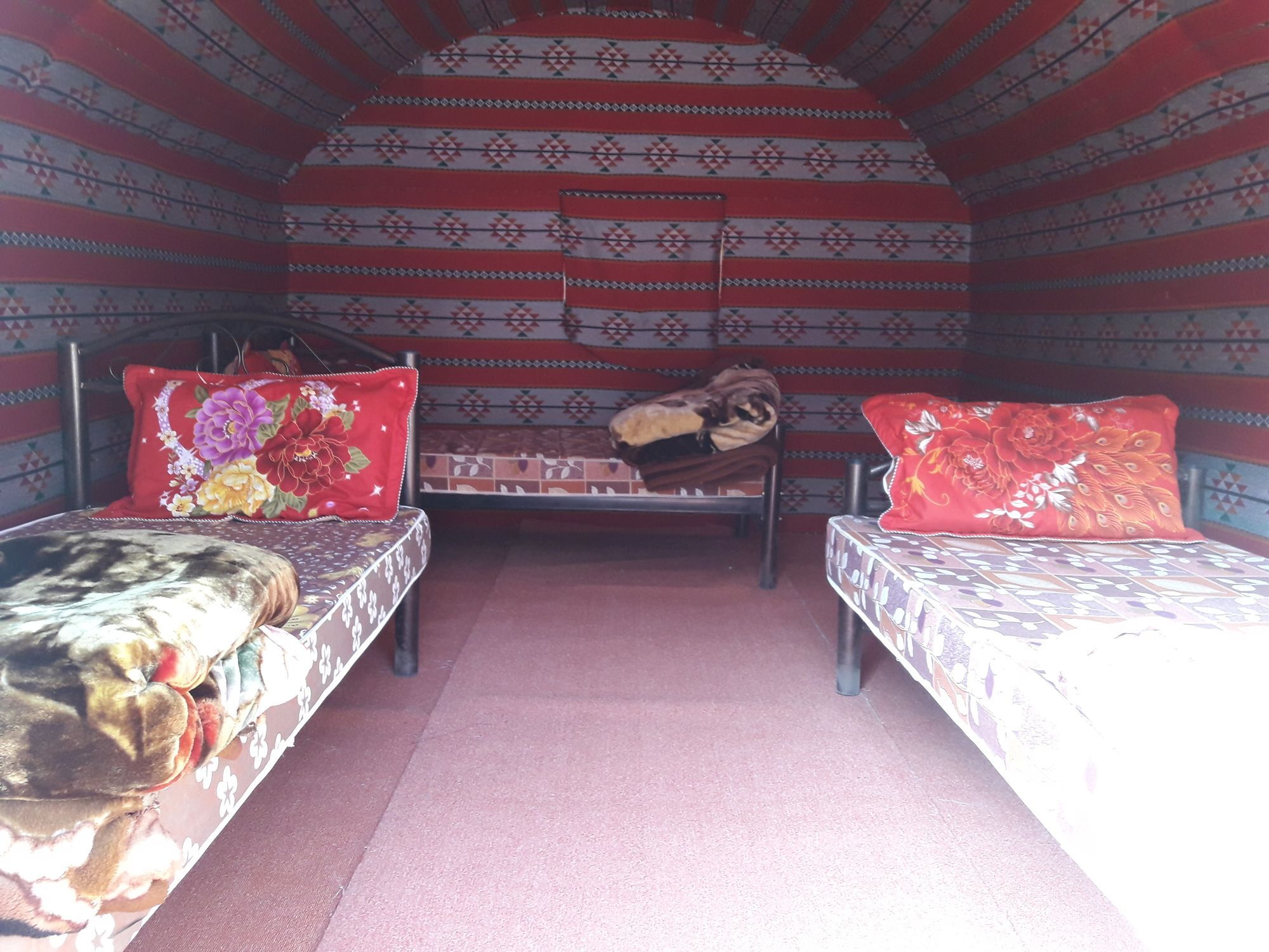 Desert Moon Camp Вади-Рам Экстерьер фото